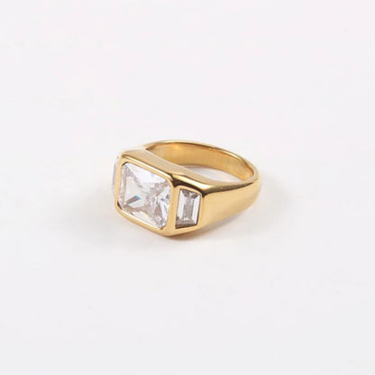 Vintage Zircon Ring